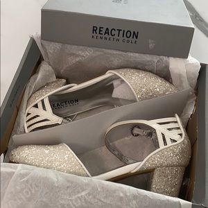 Kenneth Cole Sarah Shine Pump